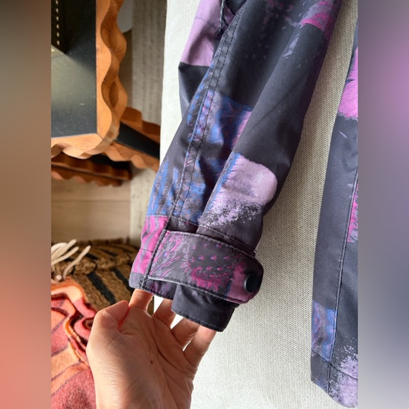 Burton womens insulated ski jacket - Picture 8 of 11